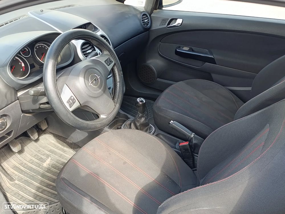 Opel Corsa - 10