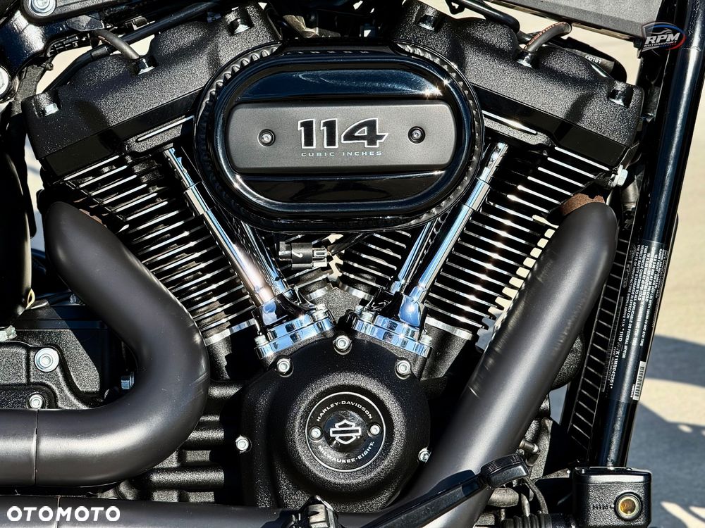 Harley-Davidson Softail Street Bob - 26