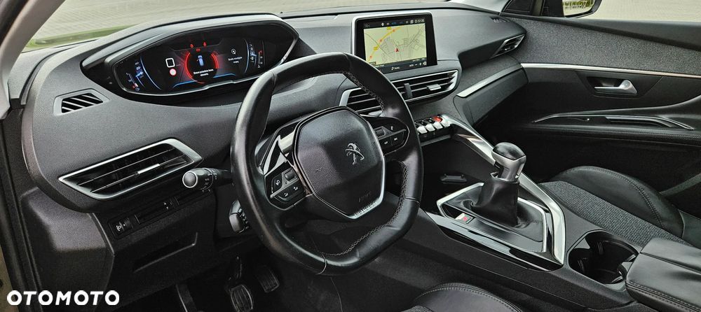 Peugeot 3008 HDi 115 Allure - 11