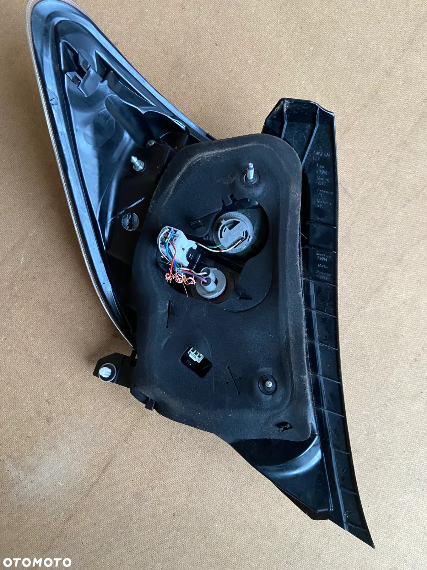 TOYOTA YARIS HYBRID 11- 14 lampa prawy tył, ładna, europa. - 7