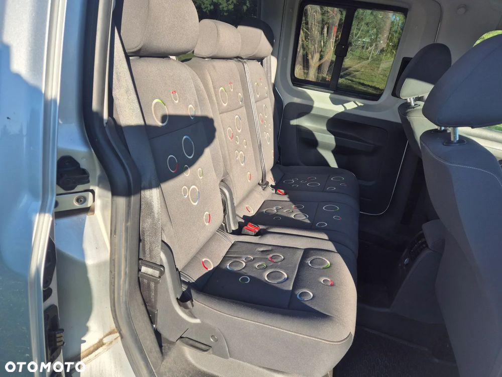 Volkswagen Caddy Comfortline - 5