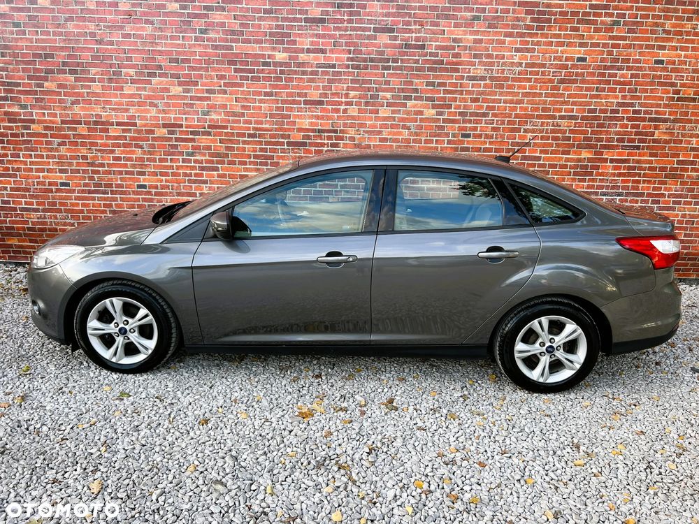 Ford Focus - 37