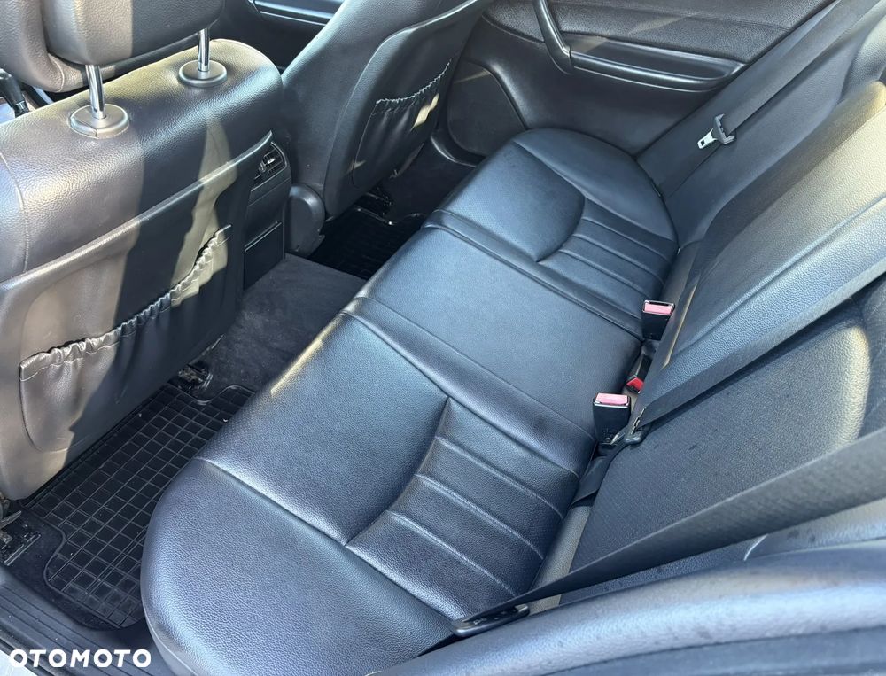 Mercedes-Benz Klasa C - 22