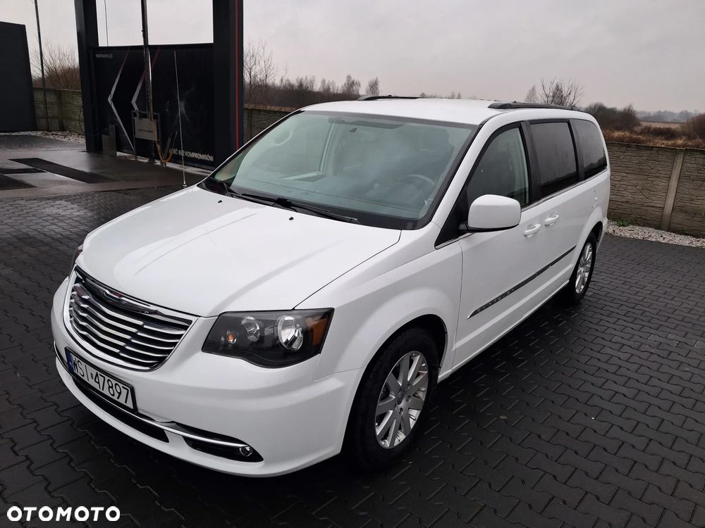 Chrysler Town & Country 3.6 Touring - 14