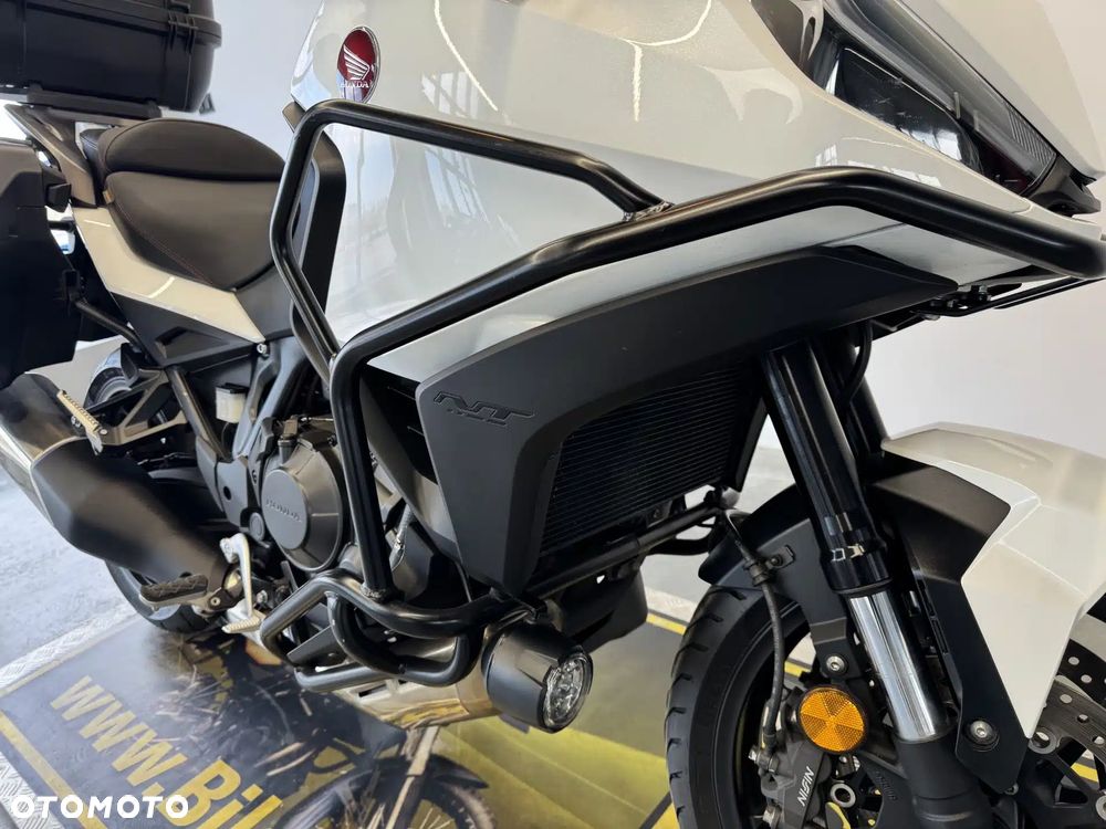 Honda NT - 9