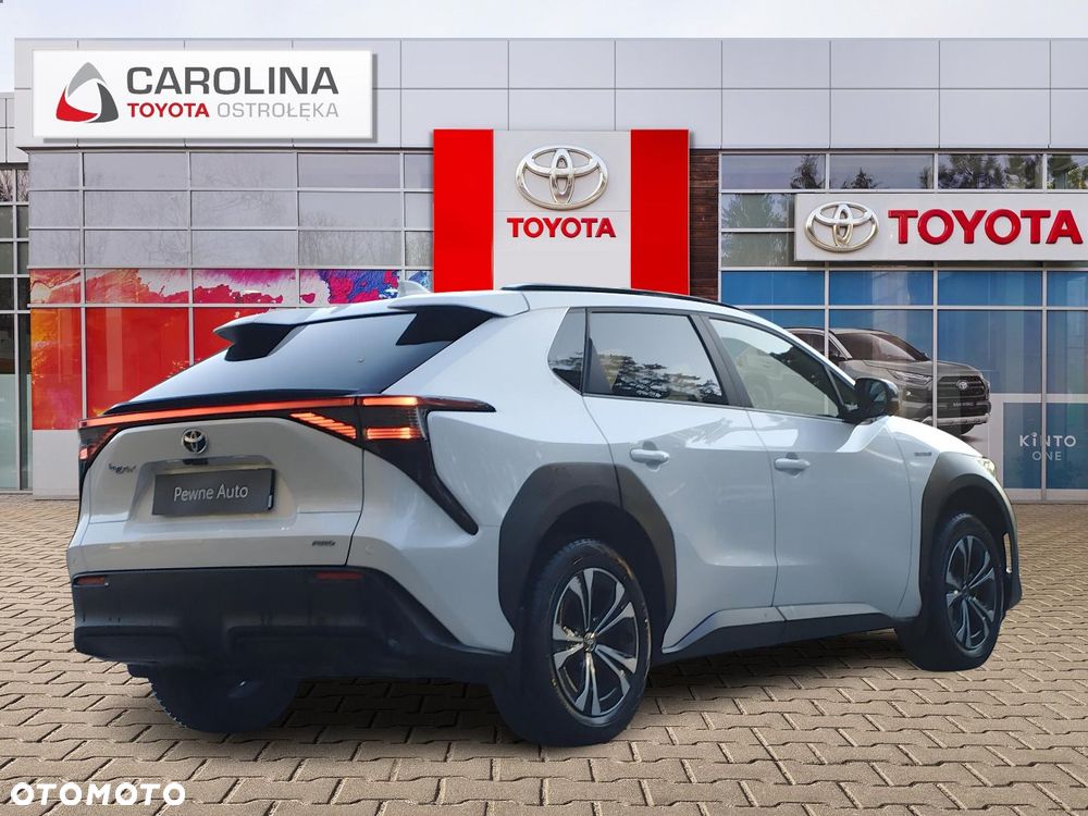Toyota bZ4X - 6