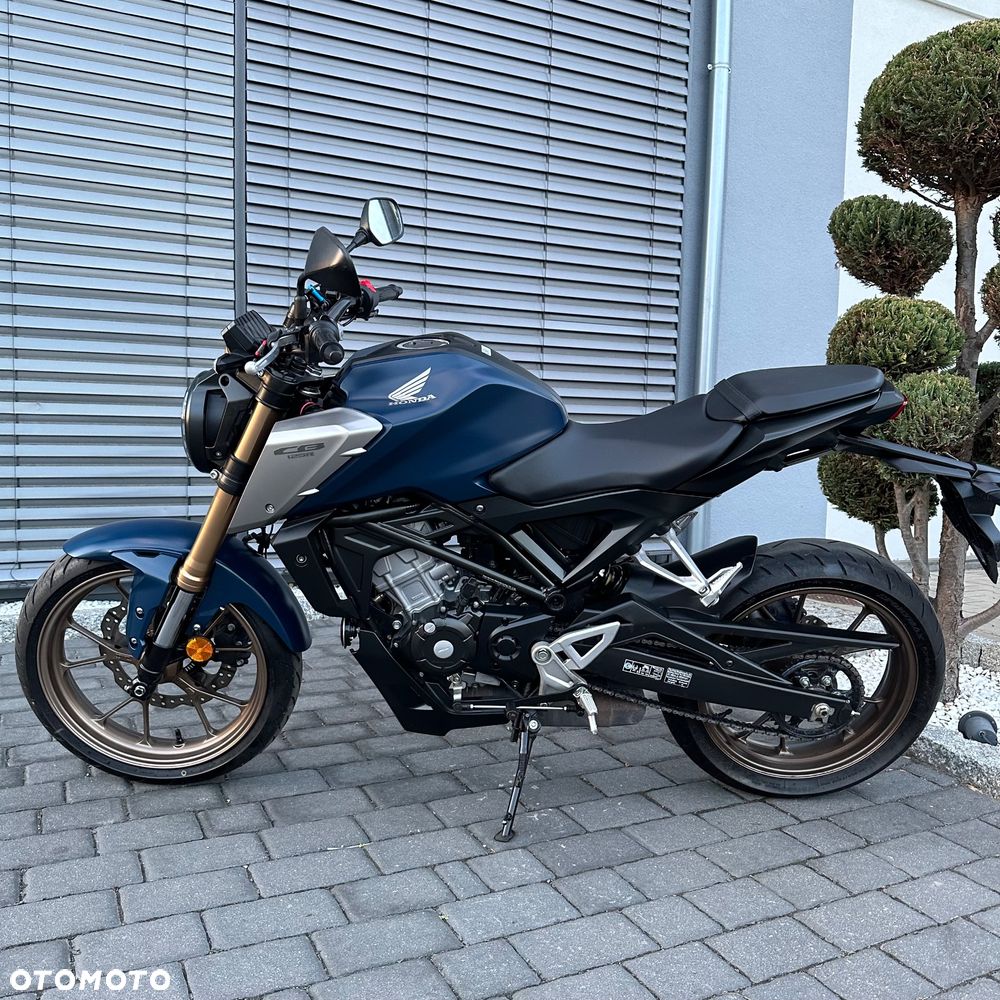 Honda CB - 9