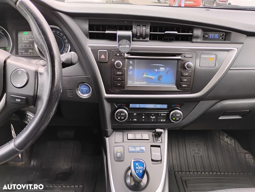 Toyota Auris 1.8 L VVT-i TS Hybrid Sol+ - 10