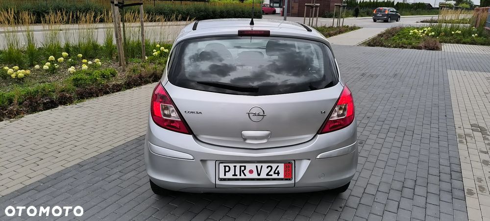 Opel Corsa - 25