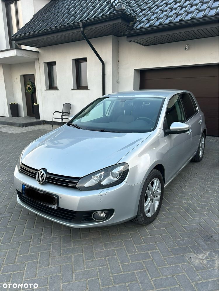 Volkswagen Golf - 2
