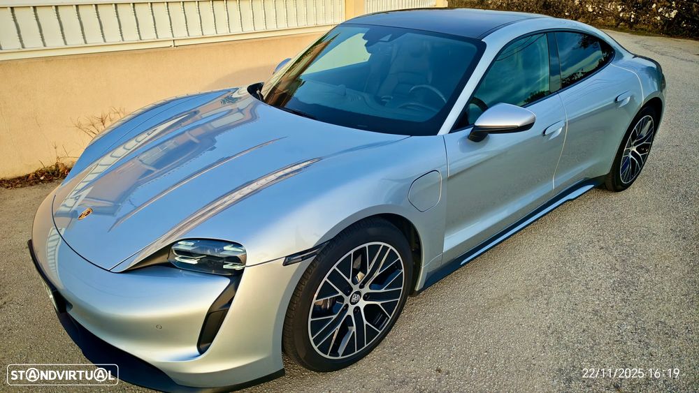 Porsche Taycan Standard - 26