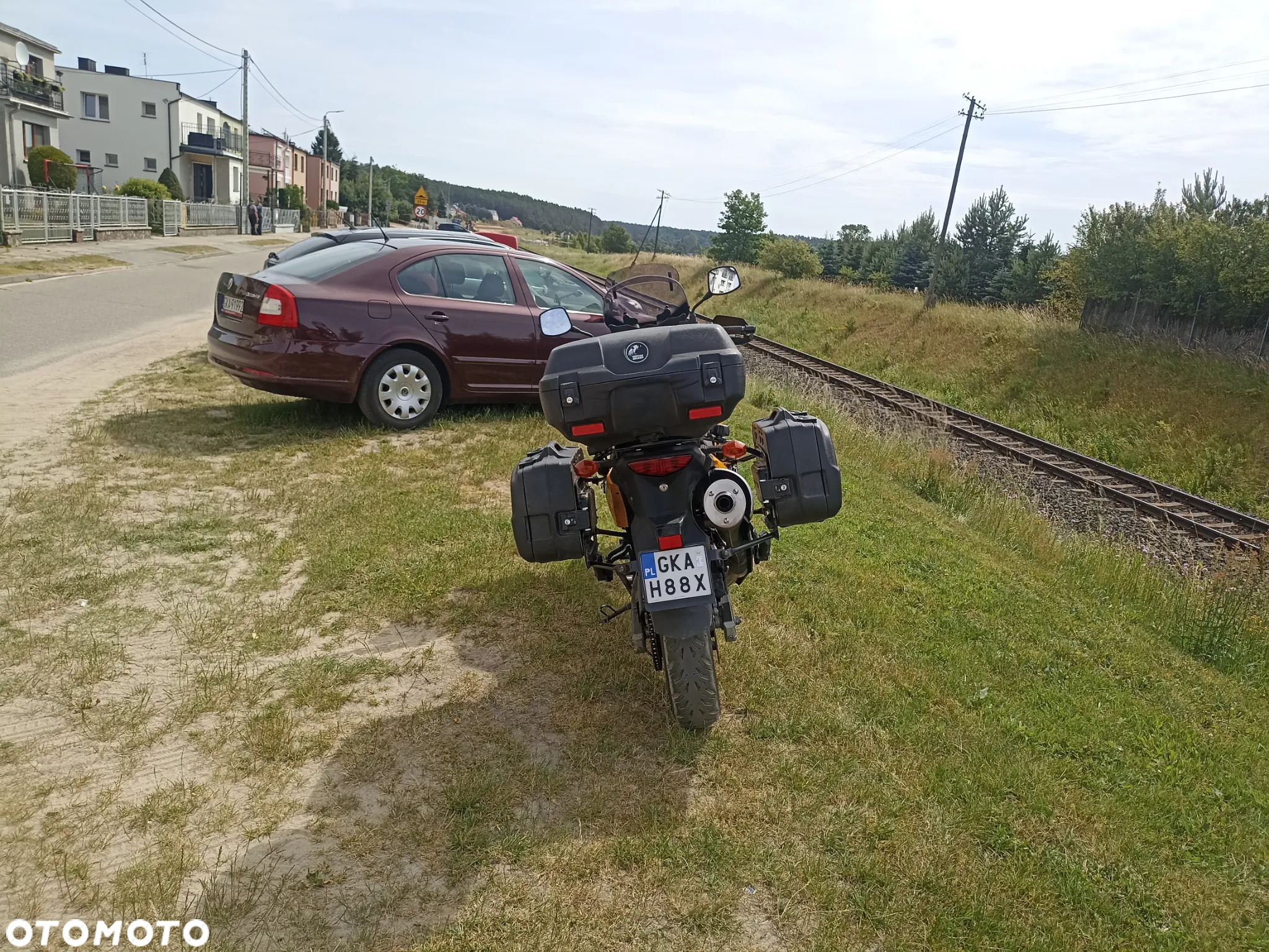 Suzuki V-STROM - 10