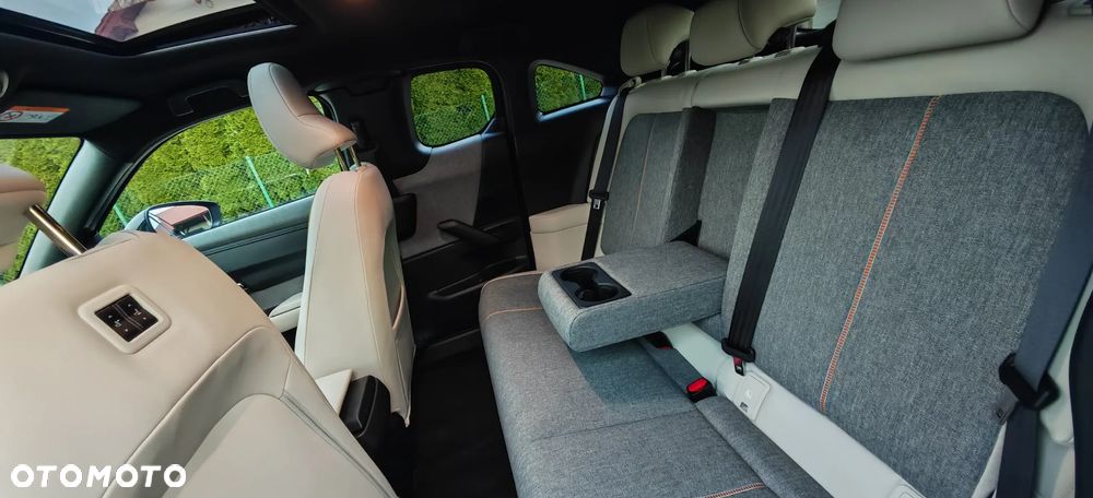 Mazda MX-30 e-SKYACTIV MAKOTO - 19