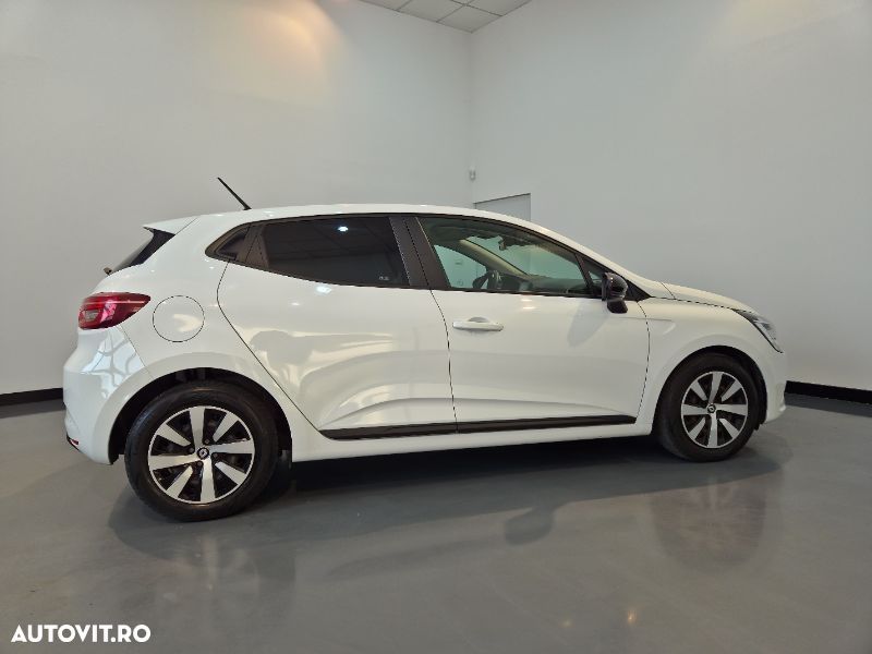 Renault Clio 2023 photo 4