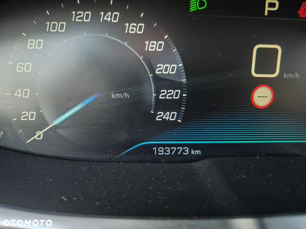 Peugeot 3008 1.6 BlueHDi Active S&S EAT6 - 13