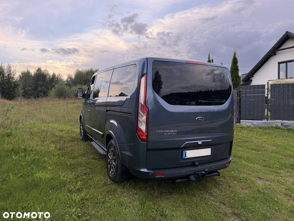 Ford Tourneo Custom 2.0 EcoBlue L1 Titanium X - 4