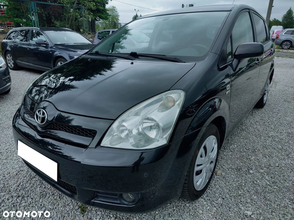 Toyota Corolla Verso - 4