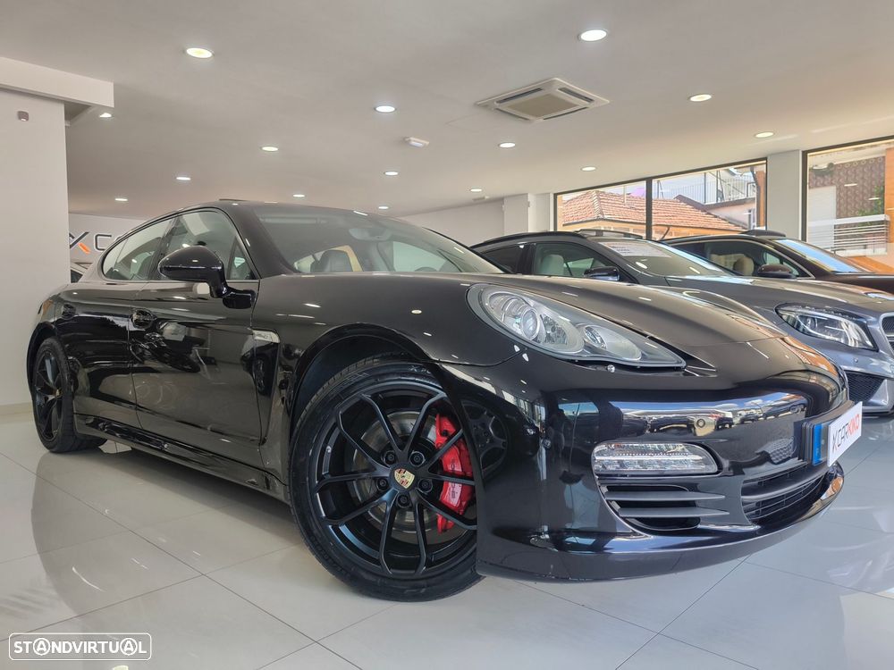 Porsche Panamera Platinum Edition - 1