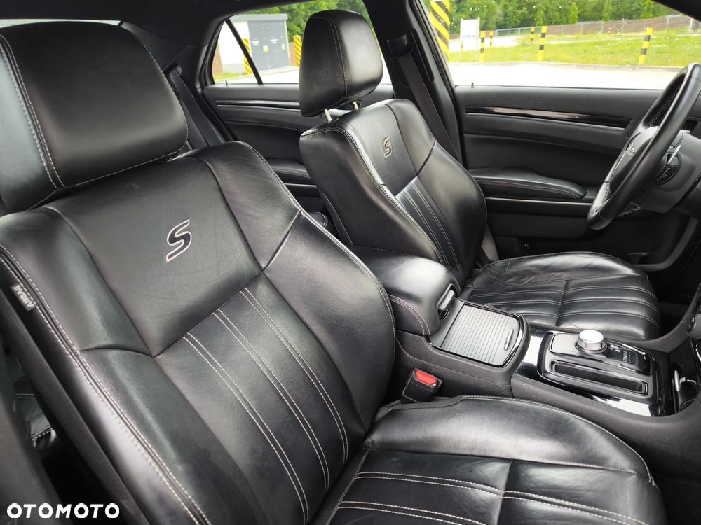 Chrysler 300 - 12