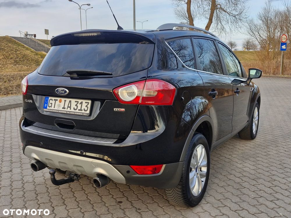 Ford Kuga 2.0 TDCi 4x4 Titanium - 28