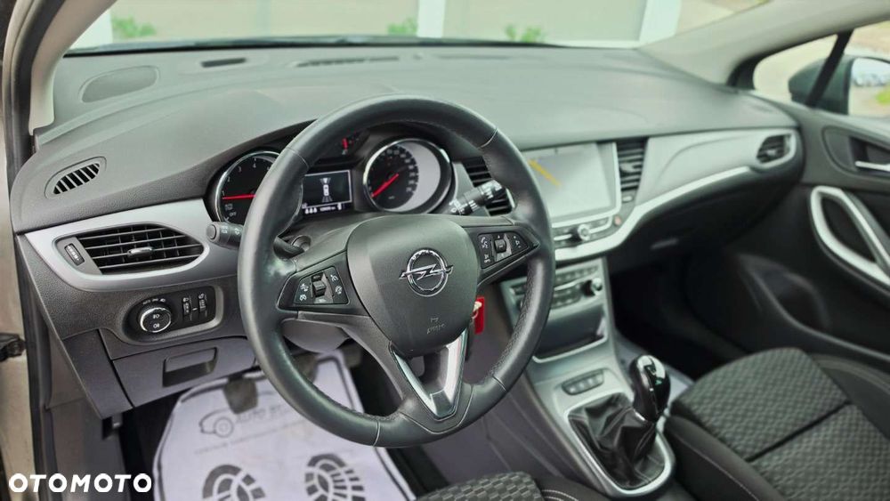 Opel Astra 1.4 Turbo Ultimate - 14