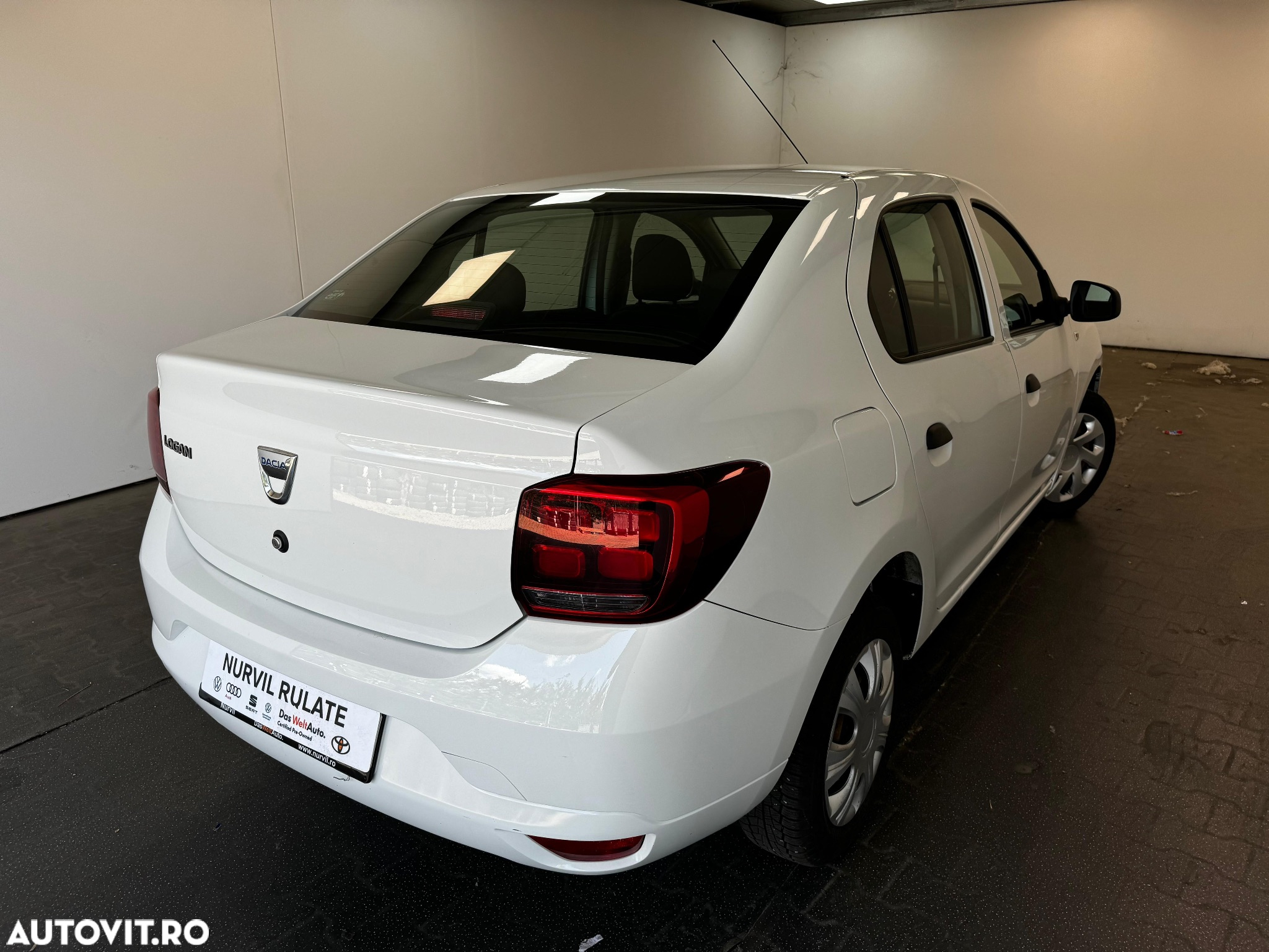 Dacia Logan 1.0 SCe SL PLUS - 12