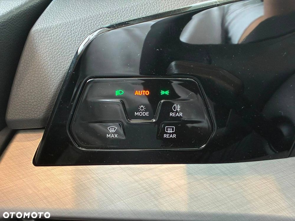Volkswagen Golf - 20