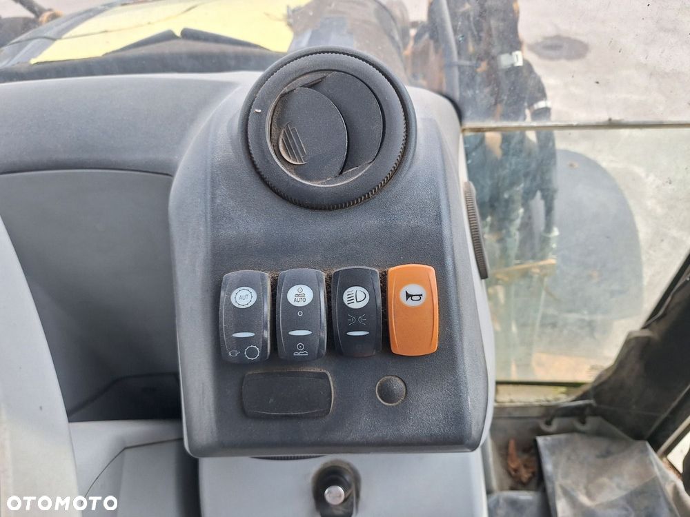 Caterpillar 432 E 4X4 - 16