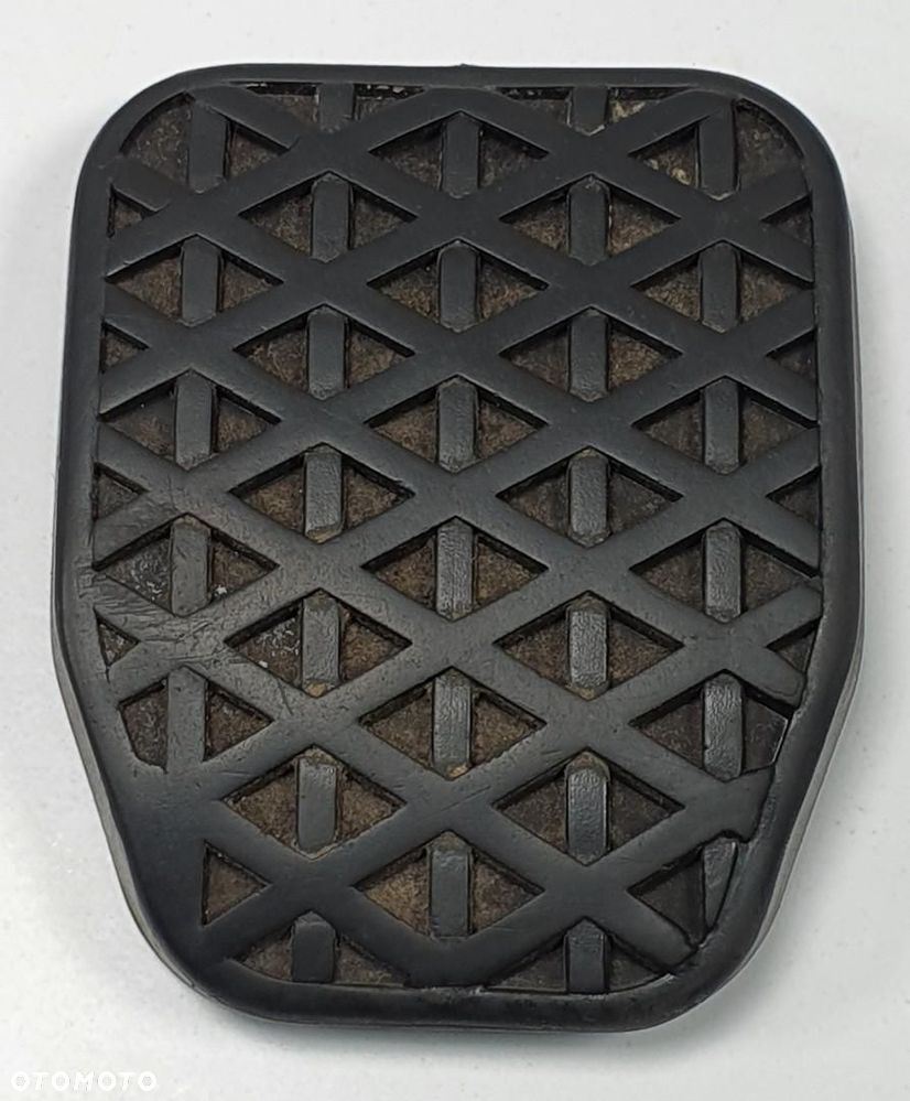 GUMA NAKŁADKA NA PEDAŁ SPRZĘGŁA BMW 3 E46 11086344 - 1