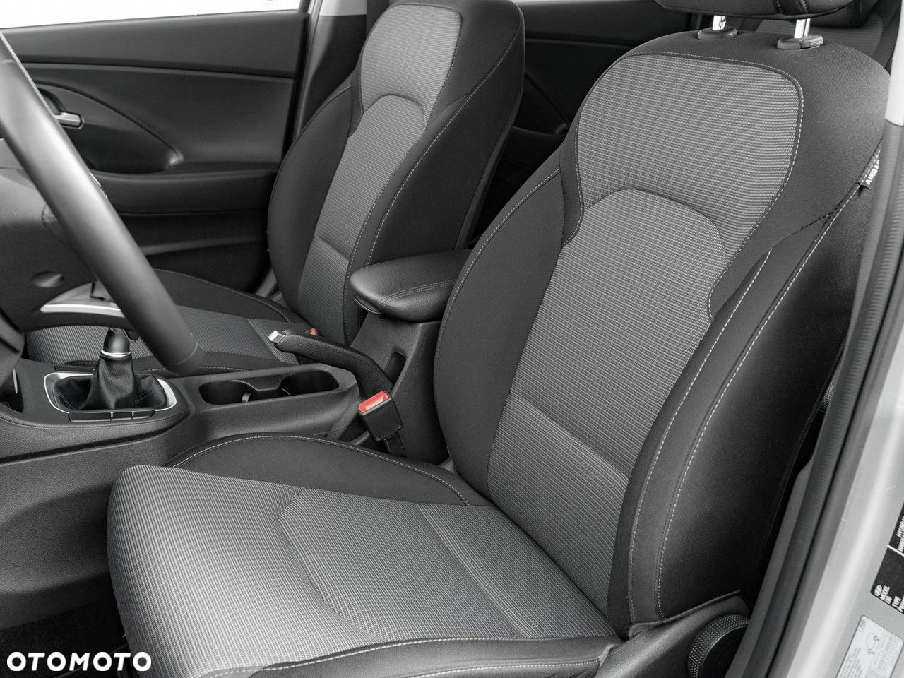 Hyundai i30 1.5 DPI Modern - 15
