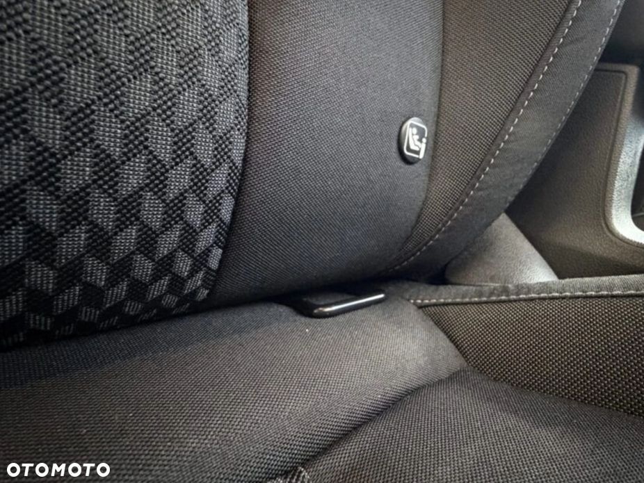 Skoda Fabia 1.0 TSI Drive DSG - 11