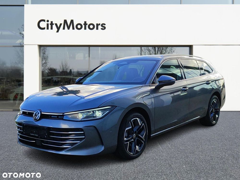 Volkswagen Passat - 7