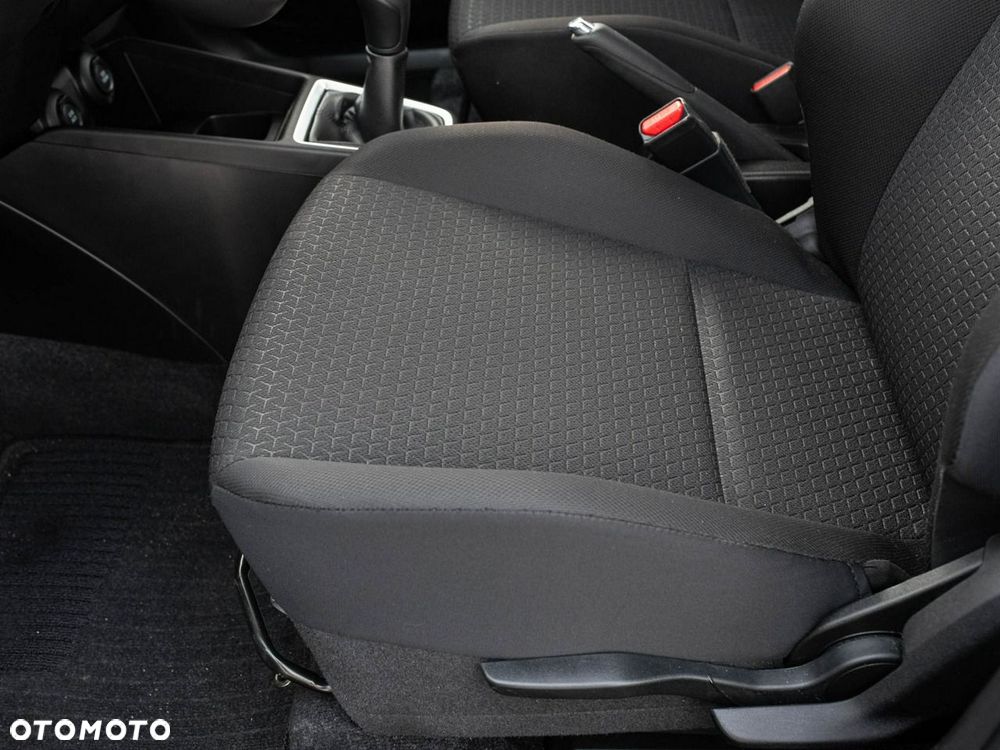 Suzuki Swift - 11
