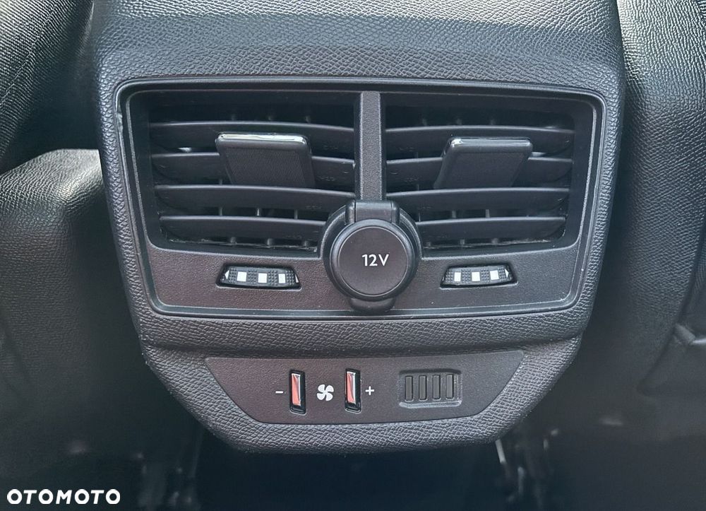 Peugeot 5008 - 30