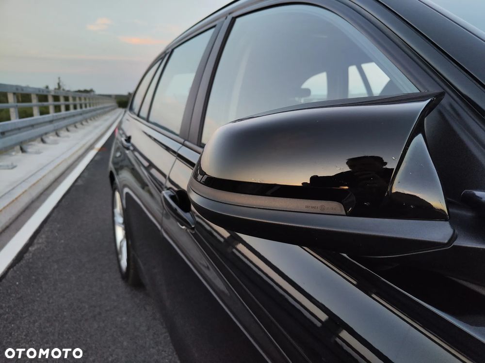 BMW Seria 3 318d Touring Advantage - 5