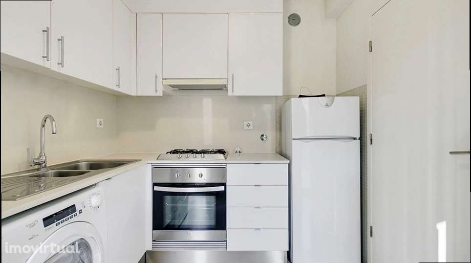 Apartamento T0 em Avenidas Novas, Lisboa - Grande imagem: 2/16