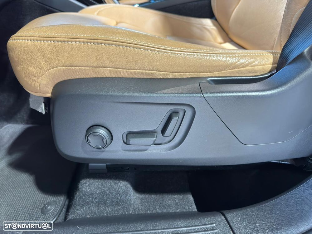 Volvo XC 40 1.5 T5 PHEV Inscription - 14