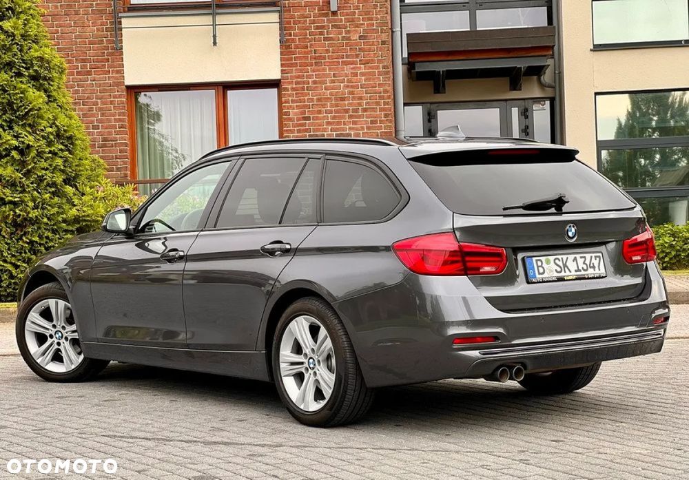 BMW Seria 3 320i Edition Luxury Line Purity - 13