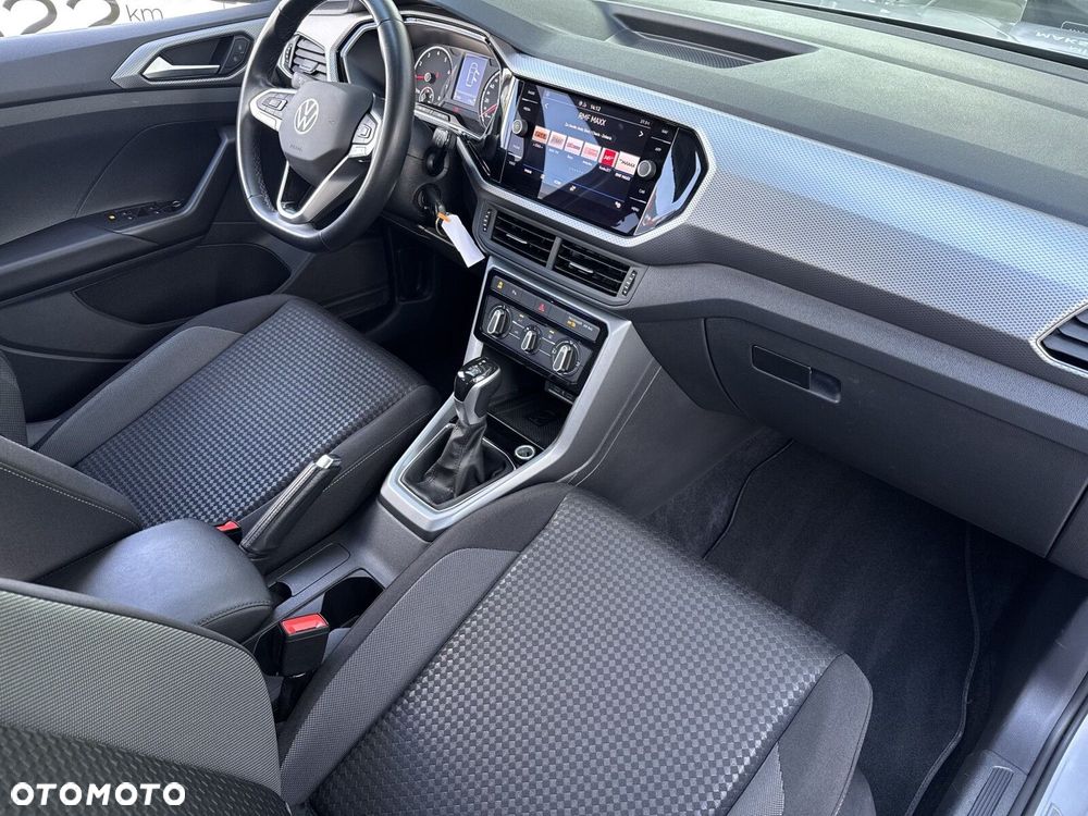 Volkswagen T-Cross 1.0 TSI Active DSG - 12