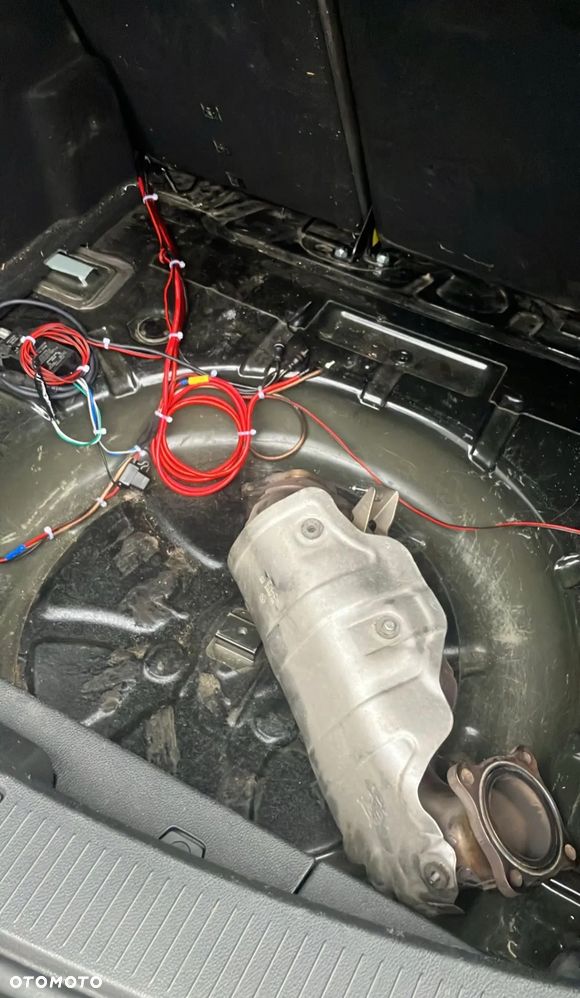 Opel Astra IV GTC 1.6 T SIDI Sport S&S EU6 - 11