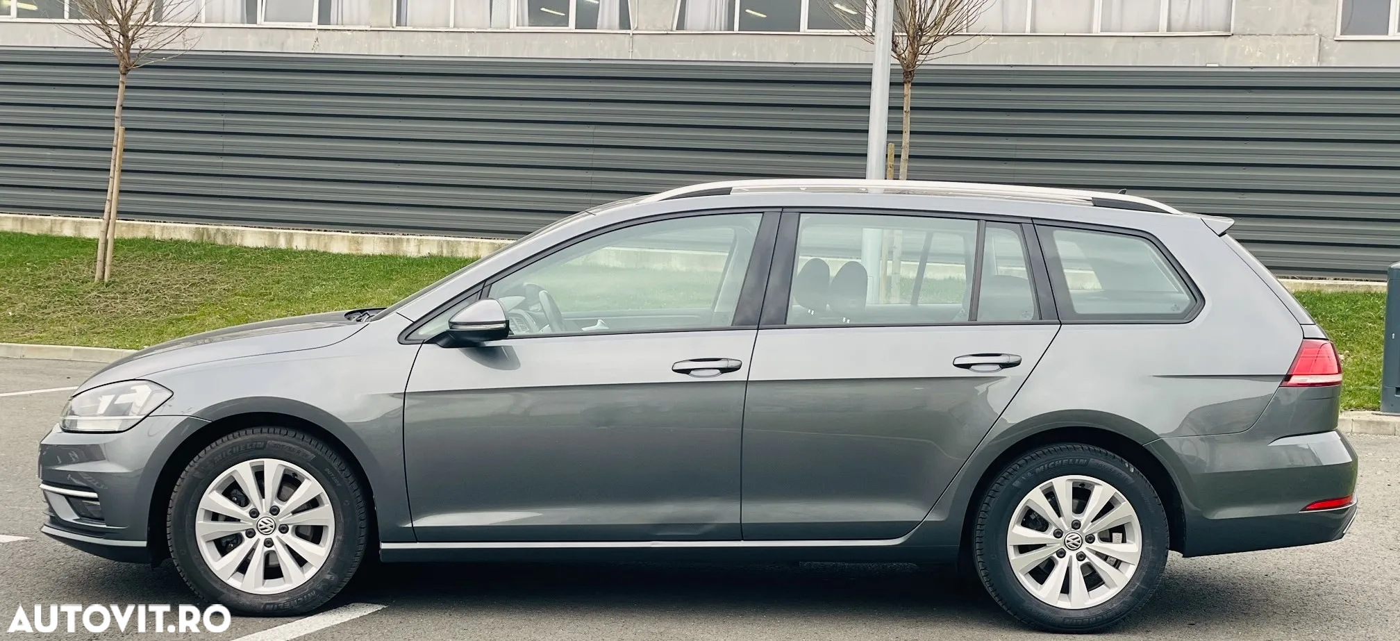 Volkswagen Golf 1.6 TDI (BlueMotion Technology) DSG Comfortline - 15