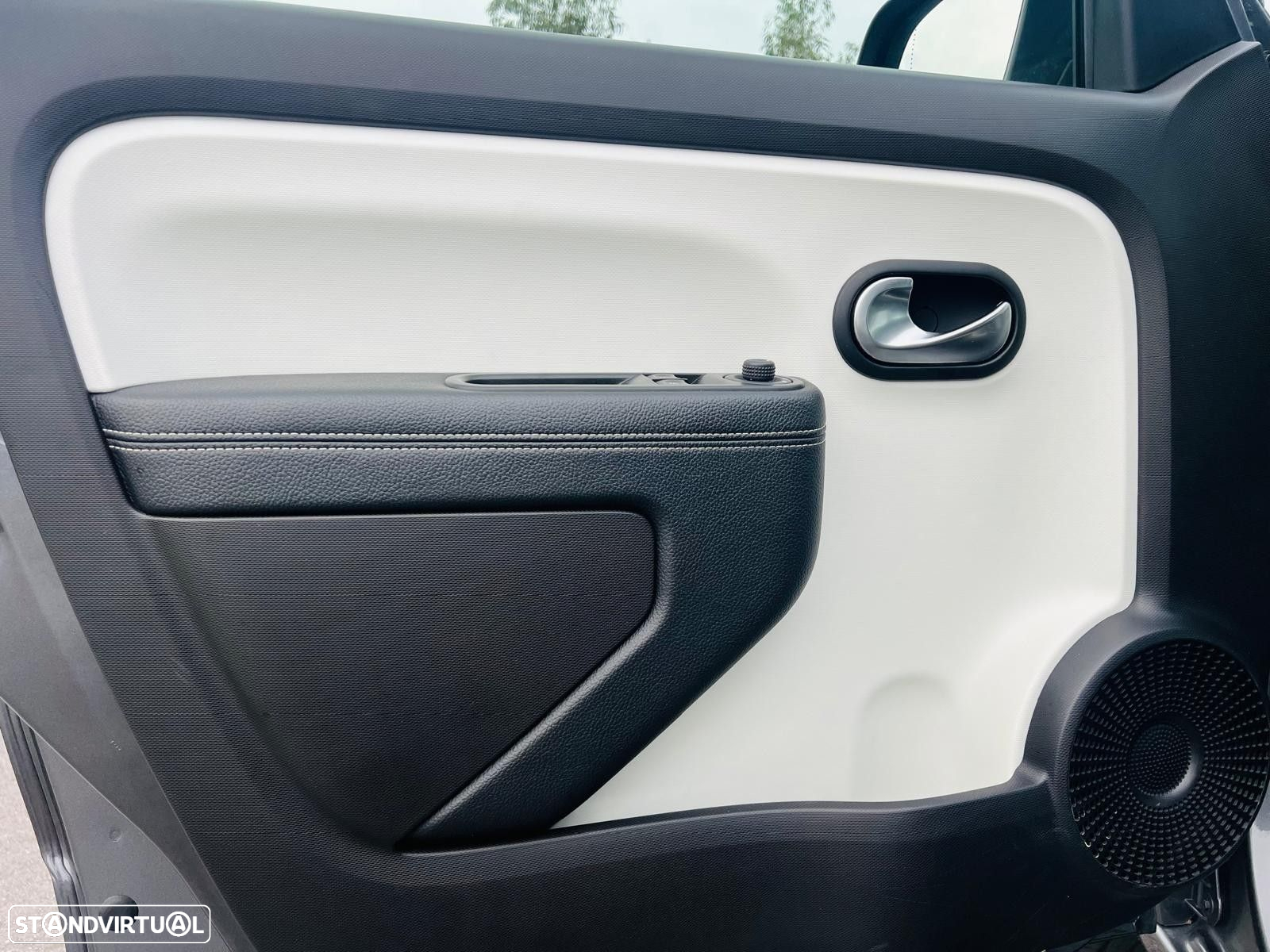 Renault Twingo 0.9 TCe Exclusive - 20