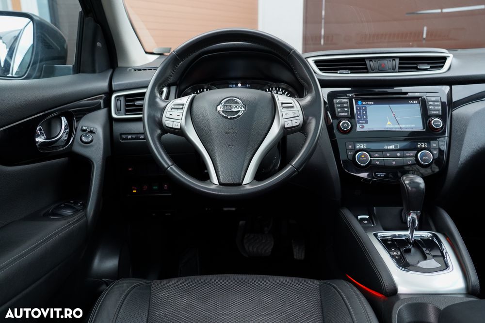 Nissan Qashqai 1.6 DCI Xtronic TEKNA - 14