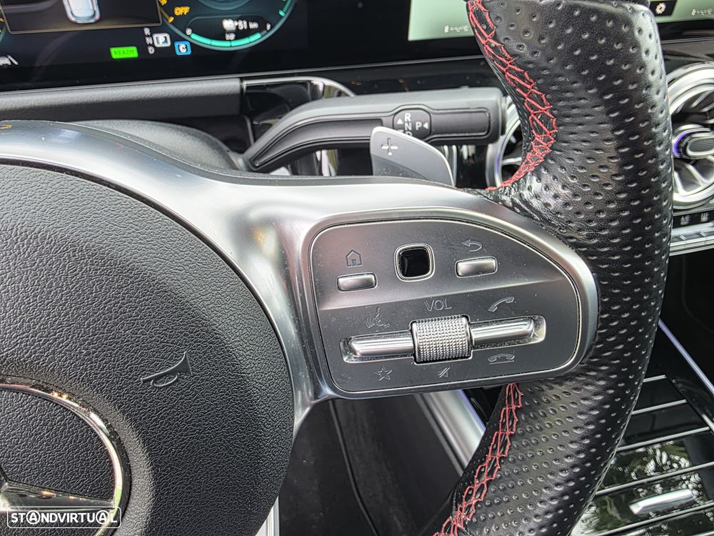 Mercedes-Benz GLA 250 e 8G-DCT AMG Line - 27