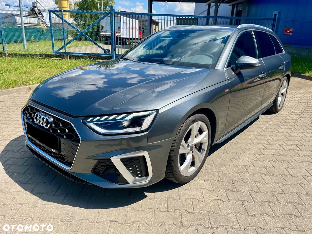 Audi A4 Avant 40 TDI quattro S tronic S line - 1