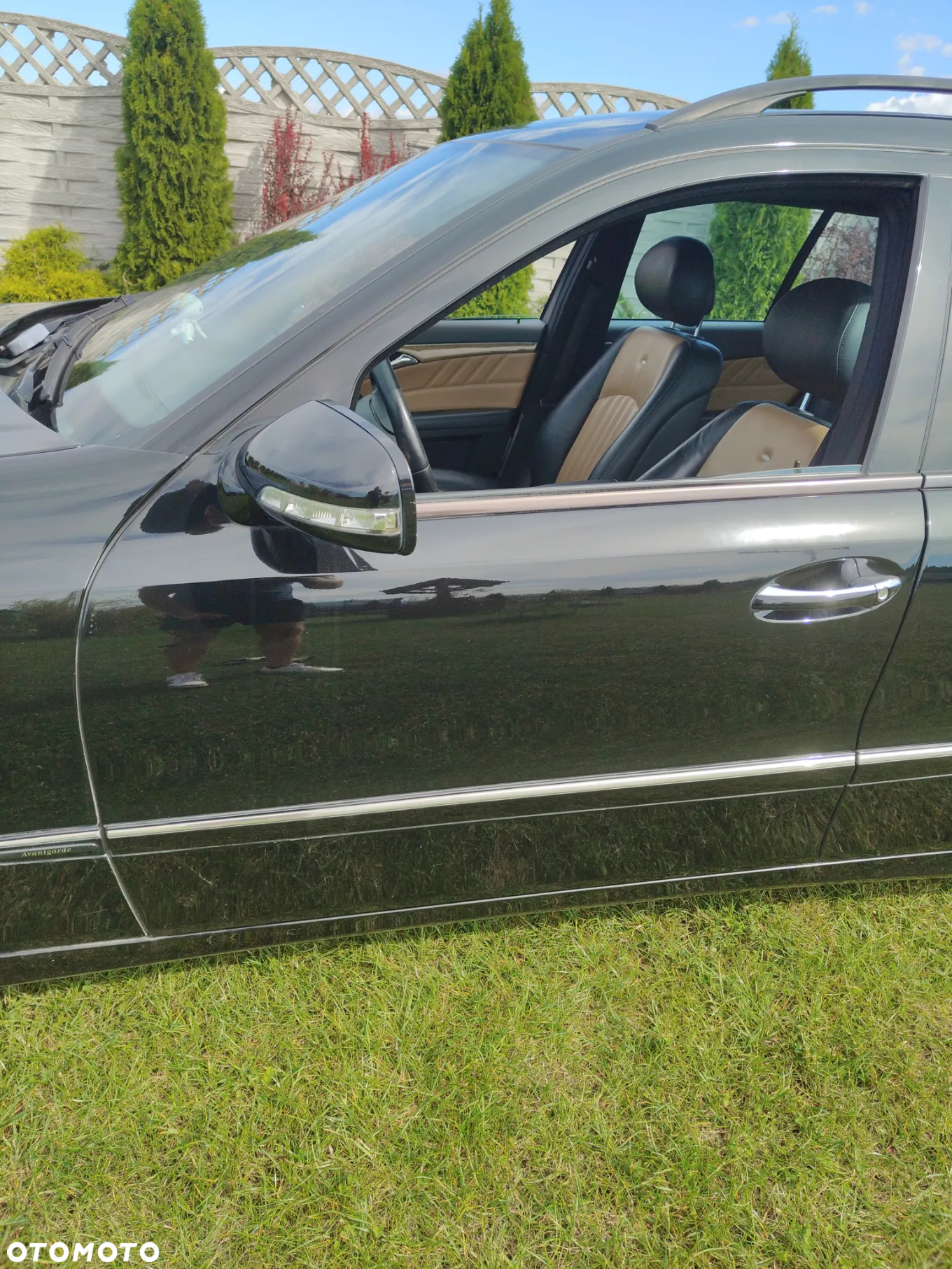 MERCEDES W211 DRZWI Przednie Przód Lewe 197 Igła - 2