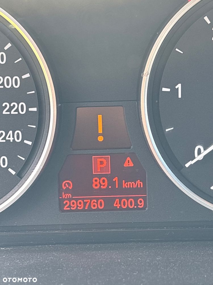 BMW Seria 5 525d Edition Sport - 14