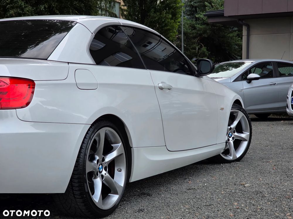 BMW Seria 3 335i M Sport Edition - 12