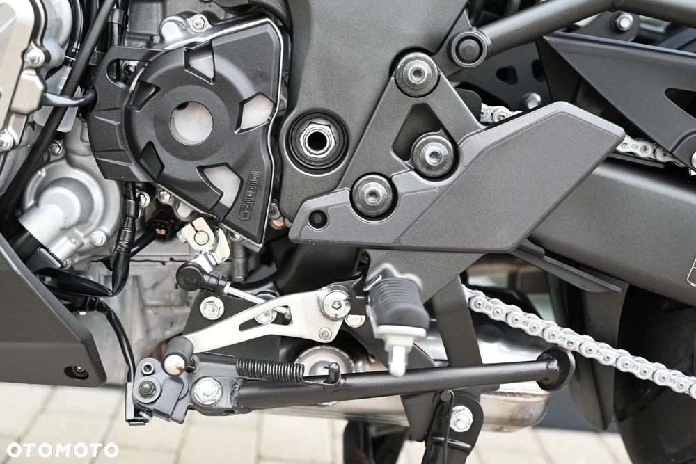 Kawasaki Versys 1000 - 17