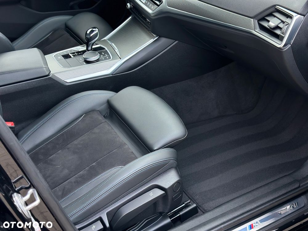 BMW Seria 3 330e M Sport sport - 16